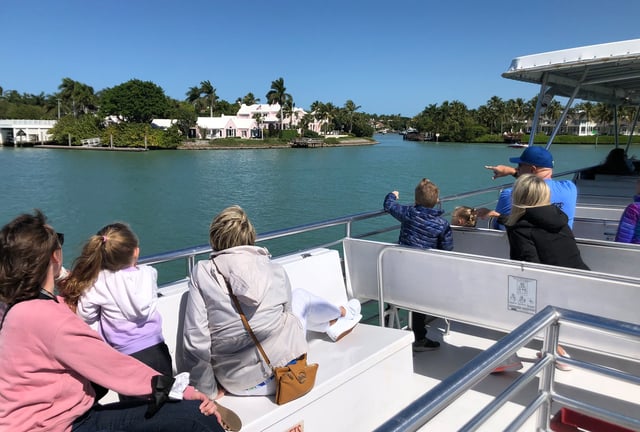 10 AM Sightseeing Cruise