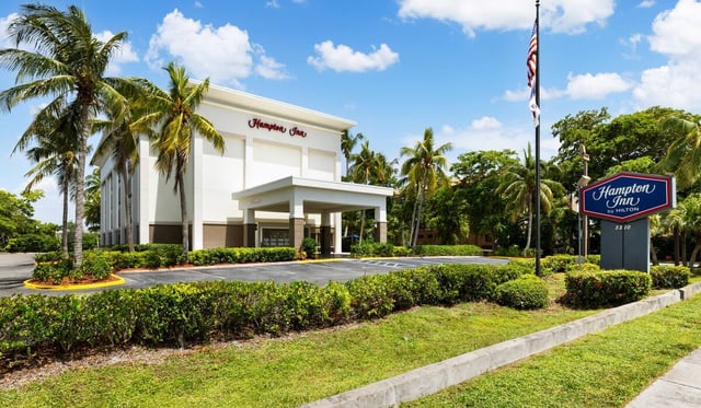 Hampton inn central