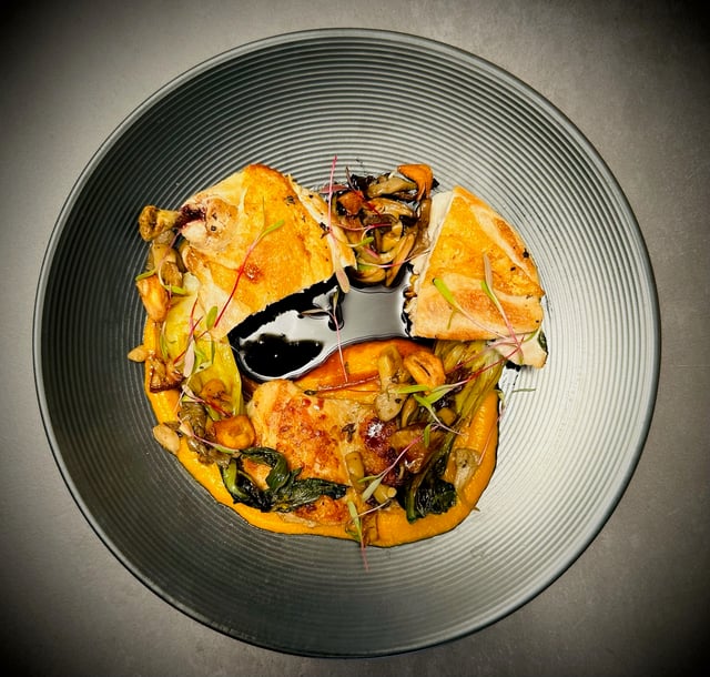 Old vines plate 1
