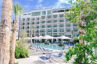 Perry hotel pool