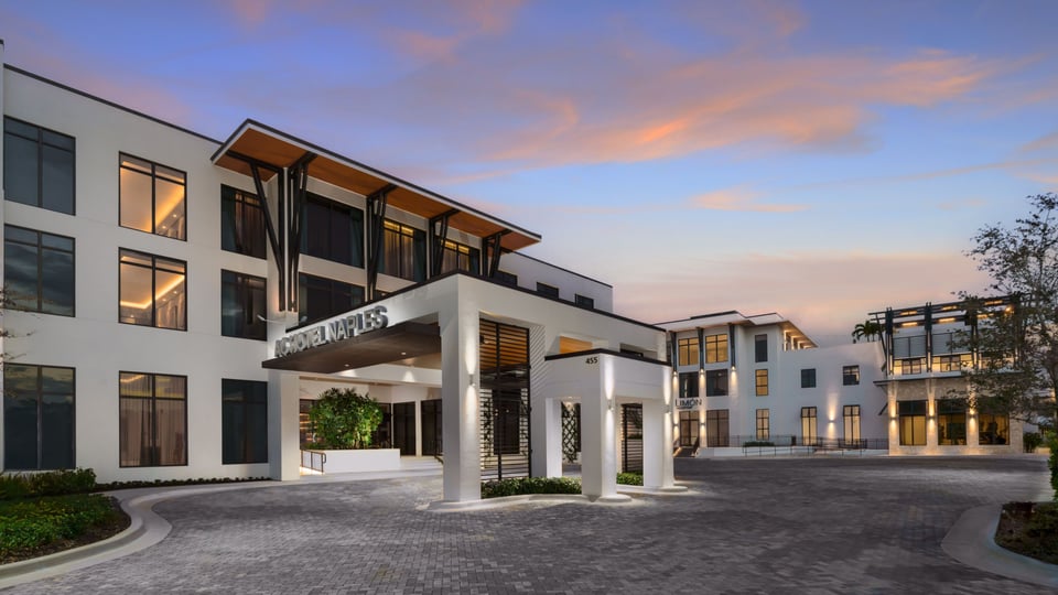 Ar rswac hotel exterior dusk 16183 34274 Wide Hor