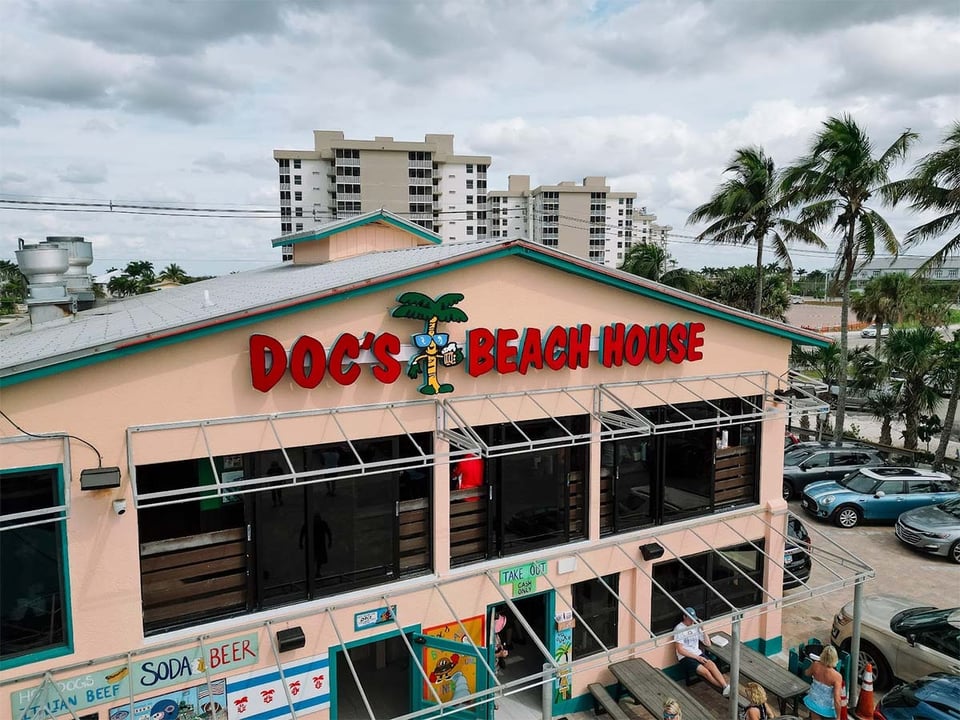 Docs front sign