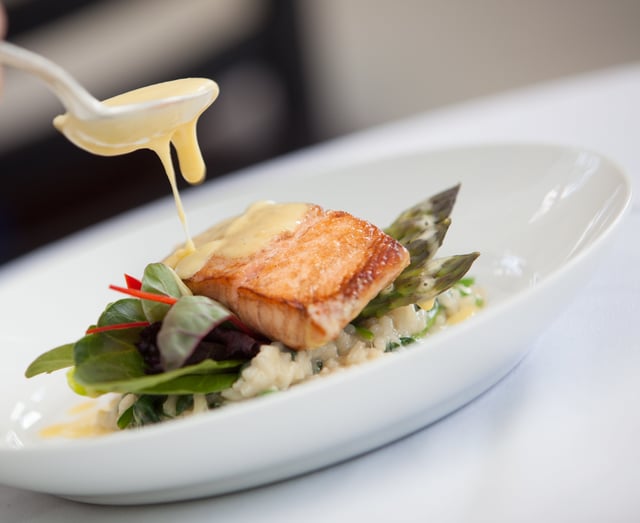 Salmon and risotto petars