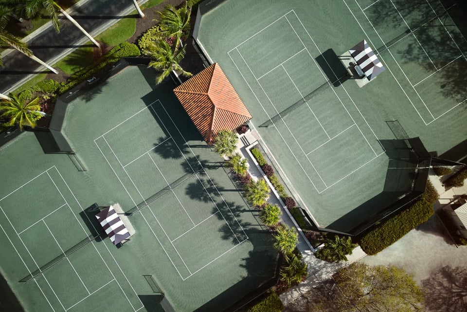 Rz rswgr tennis center 10366 Classic Hor