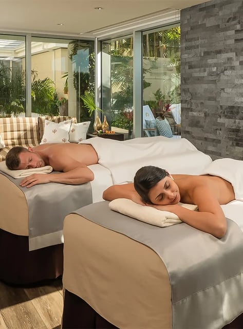 Naplesgrandebeachresort 03 spa 03 ourservices 01 right image 6761b72ed9e34