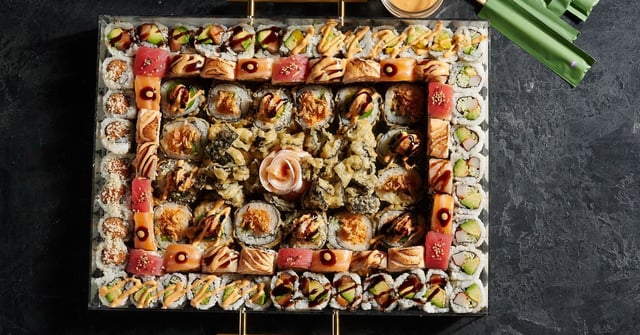 Stix sushi square platter