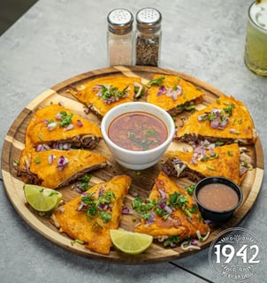 1942 Mexican Grill 3