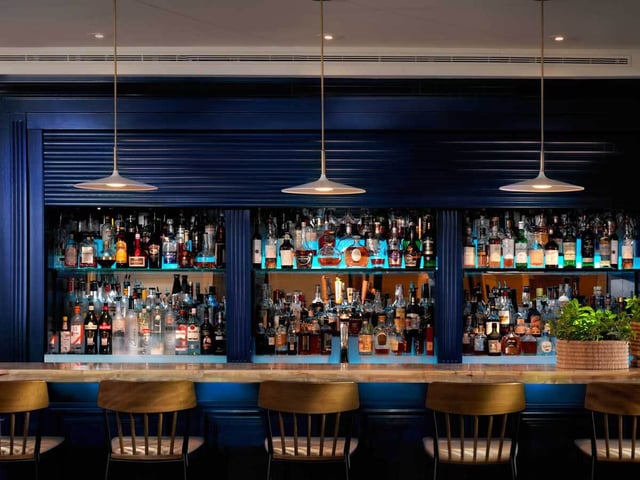 Baleen bar