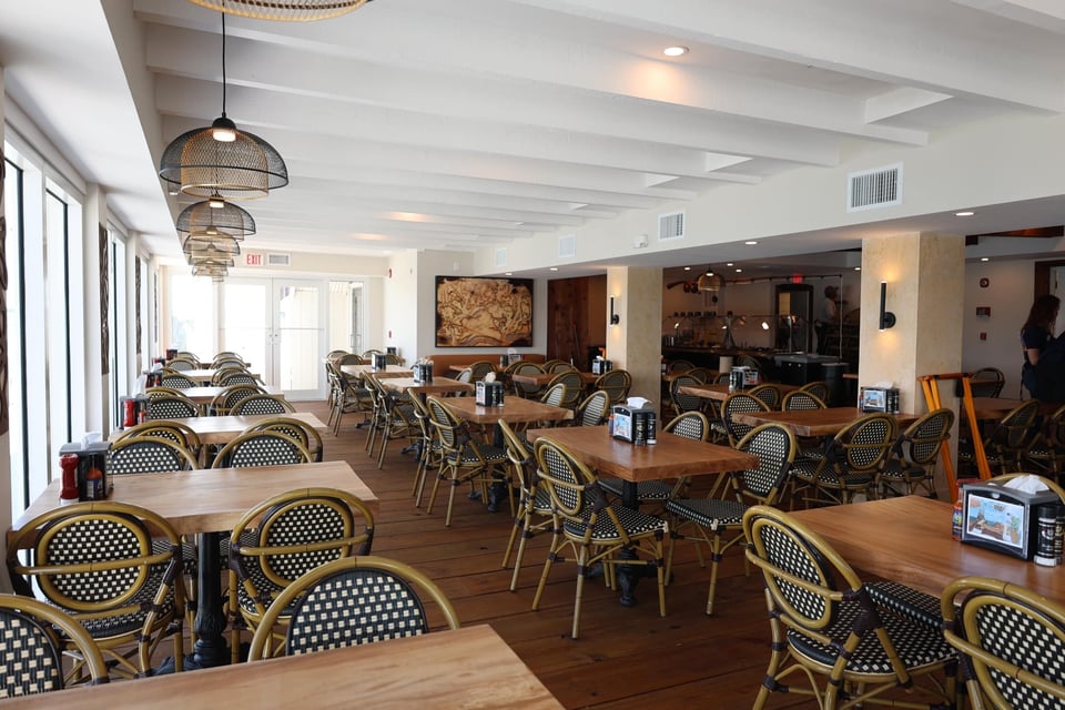 Snook inn interior dining room