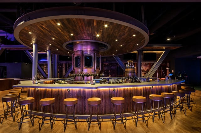 Jw marco 10k alley bar