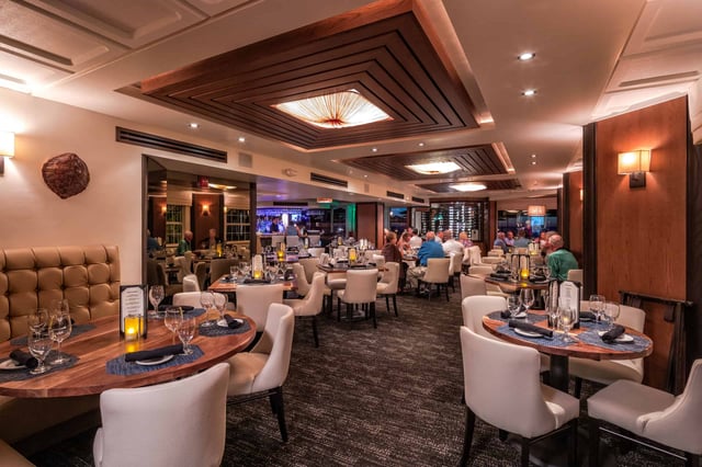 Turtle club restaurant dining room