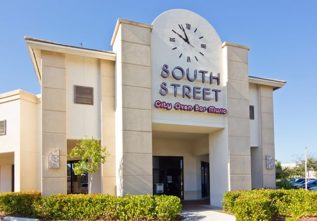 South street bar grill