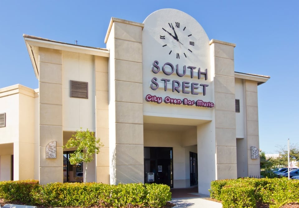 South street bar grill