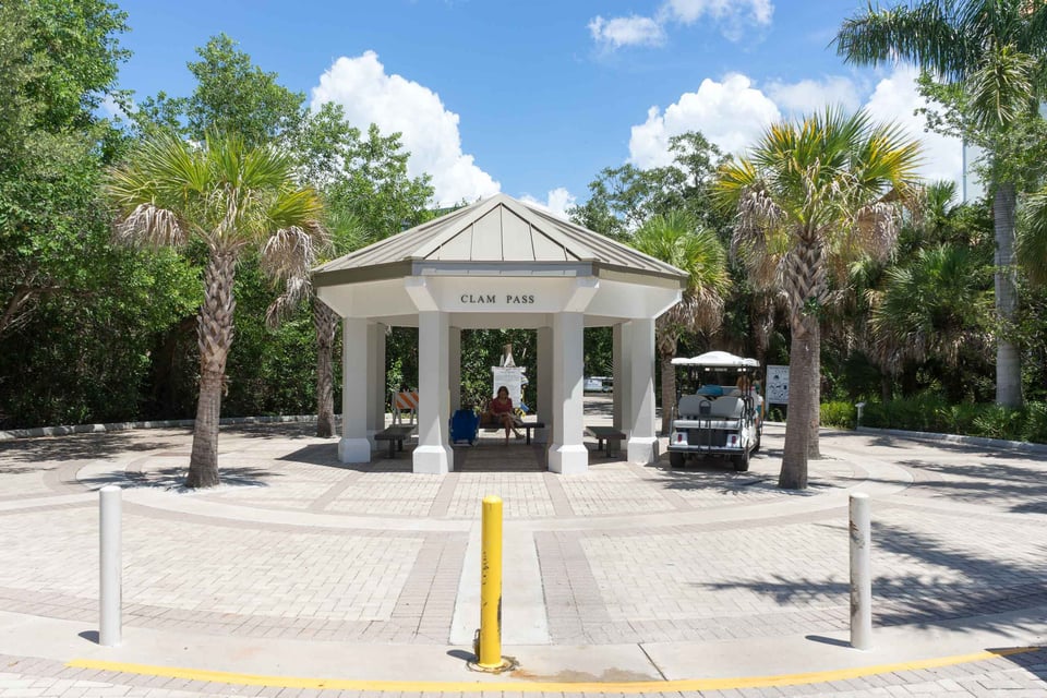 Clam pass park tram station