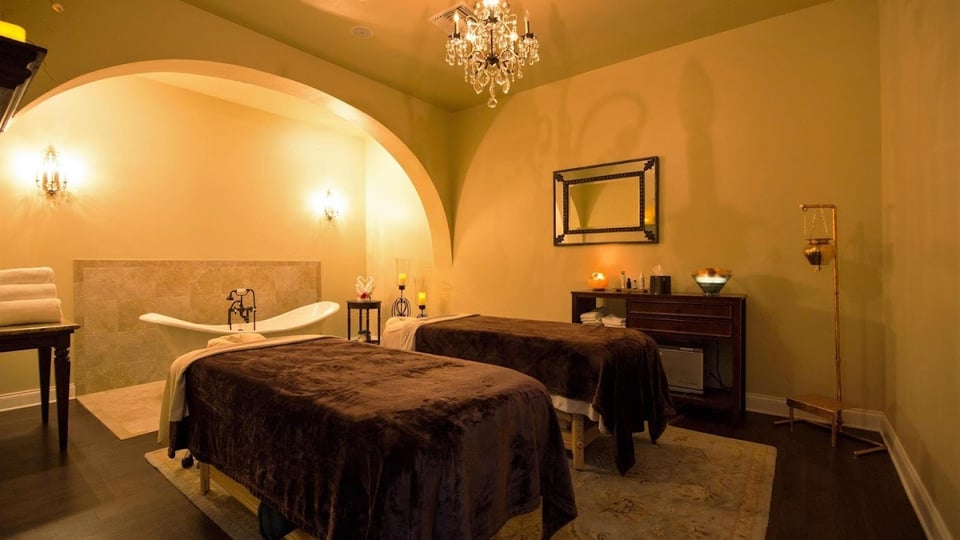 Woodhouse spa naples