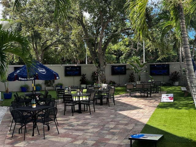 Bbg patio