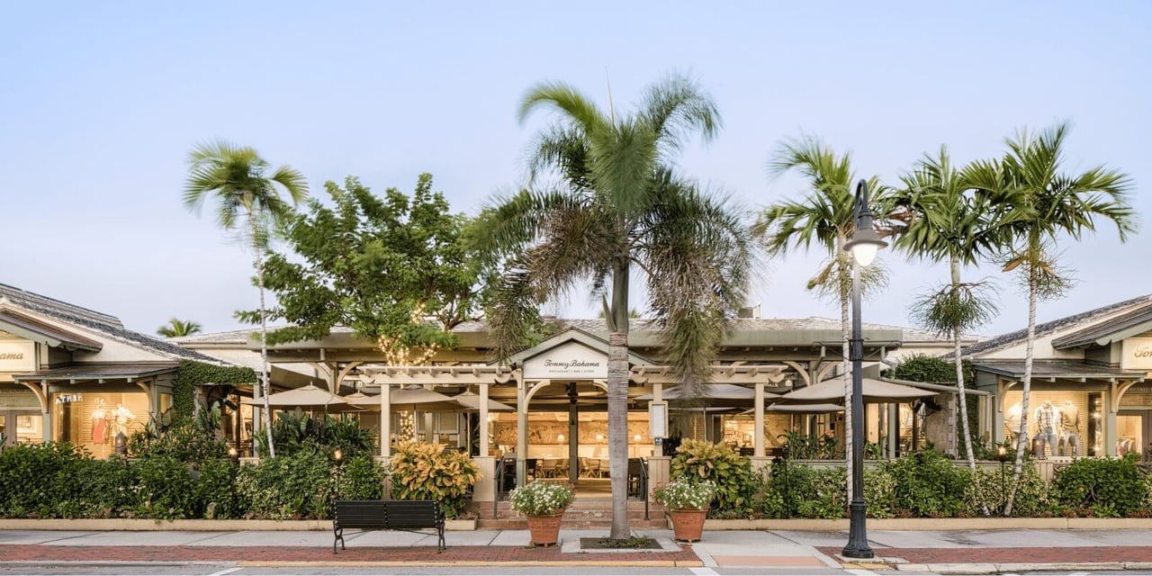 Tommy bahama wide restaurant shop