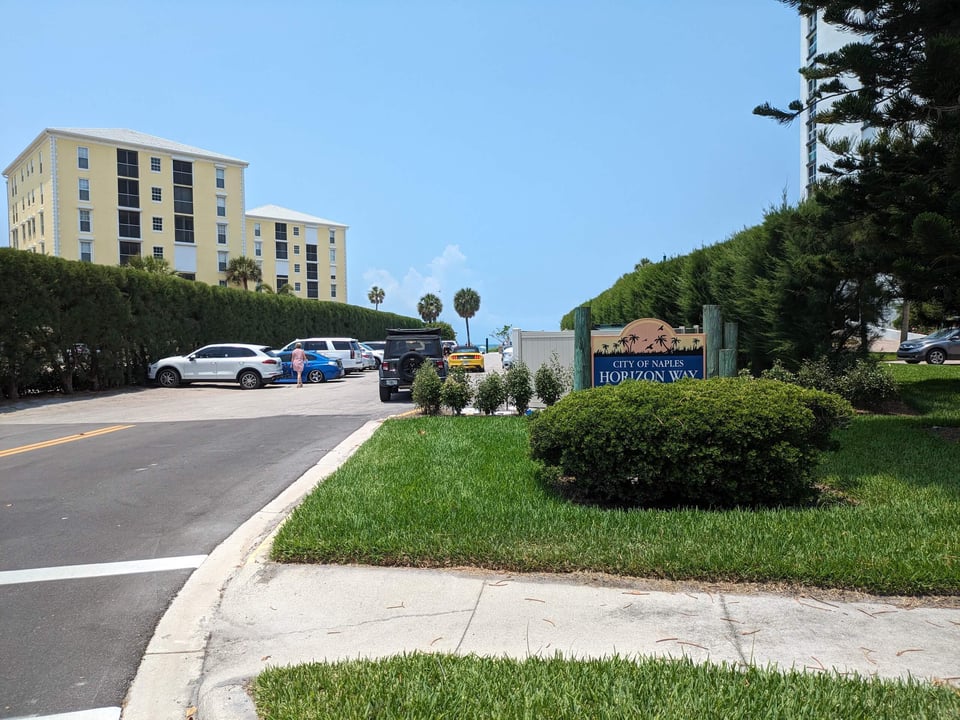 Horizon way beach entrace street view