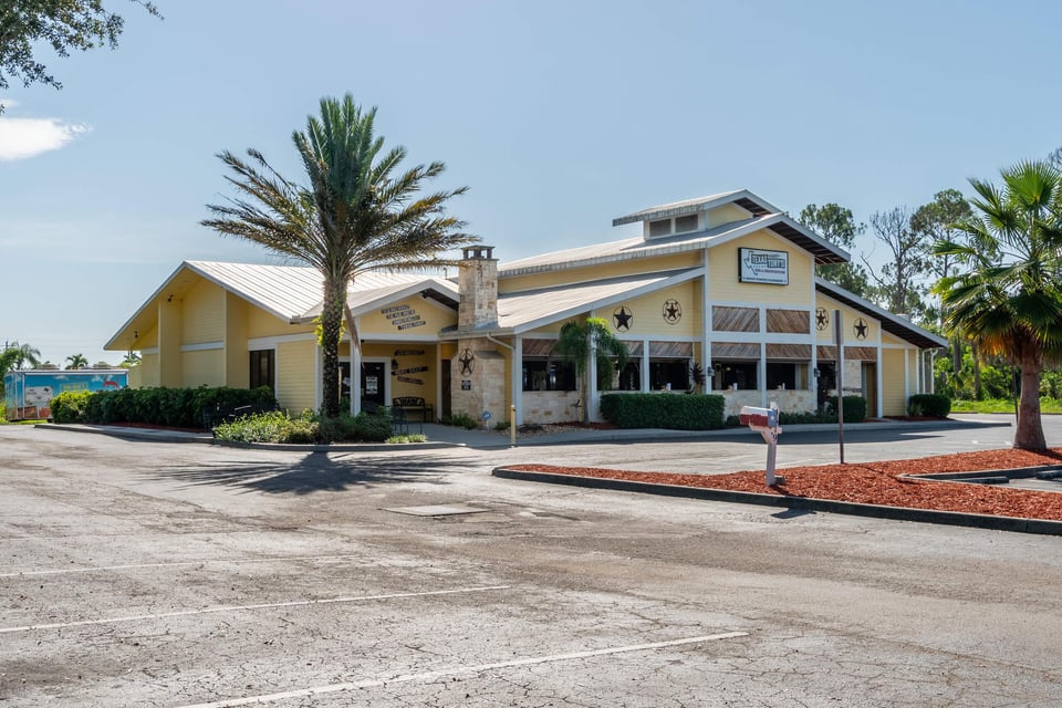 Texas tonys exterior