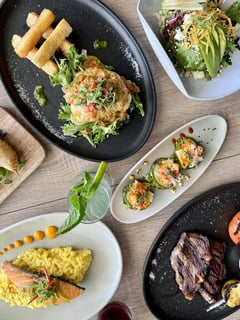 Unidos Restaurant 4