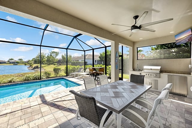 Seasons at Bonita · 28009 Longboat Key Run