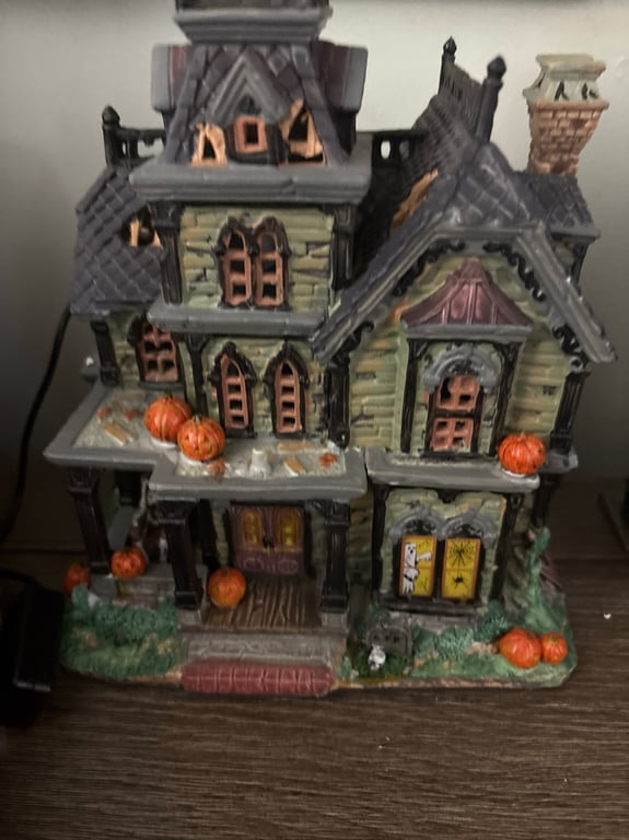 Dreadful Manor