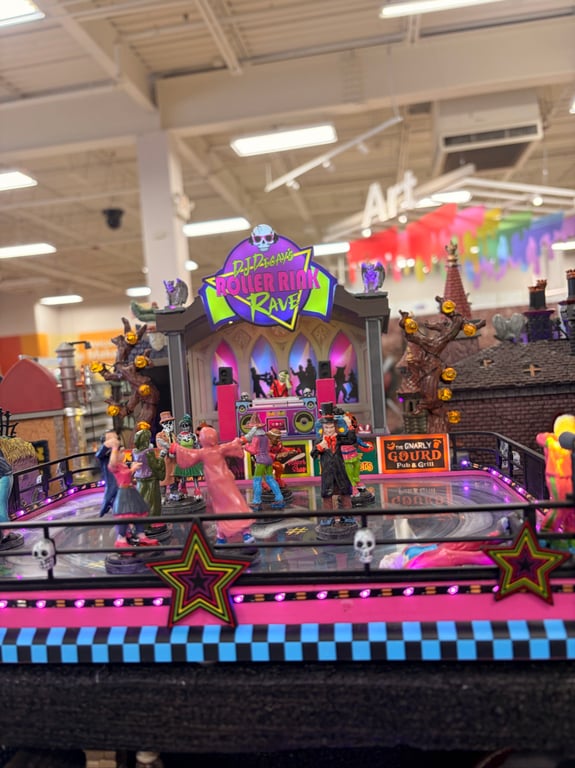 DJ Decay’s Roller Rink Rave