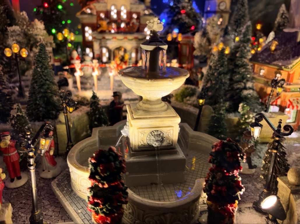 Modular Plaza-Fountain