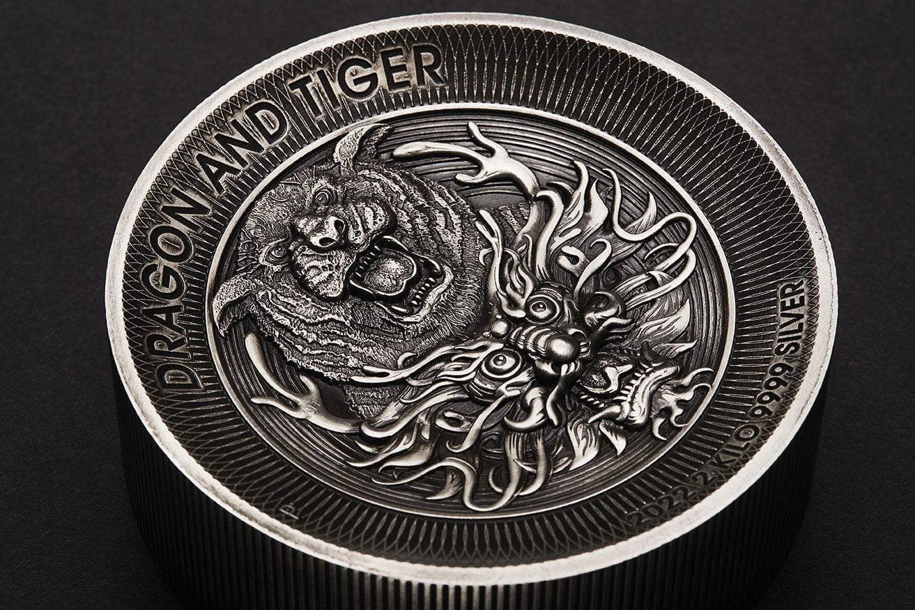 22K90AAA-2022-dragon-and-tiger-2kg-9999-silver-antiqued-high-relief-coin-2-kilo