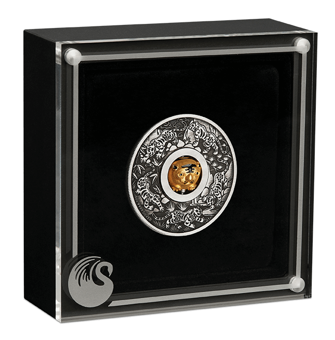 22I61AAA-2022-year-of-the-tiger-rotating-charm-1oz-9999-silver-antiqued-coin