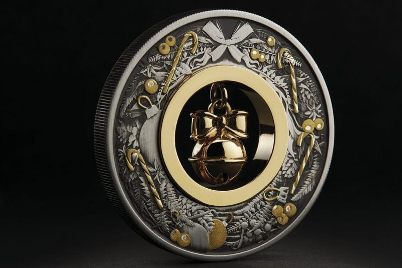 22M37AAA-2022-jingle-bell-christmas-2oz-9999-silver-antiqued-coloured-coin-2022-jingle-bell-christmas-2oz-9999-silver-antiqued-coloured-coin