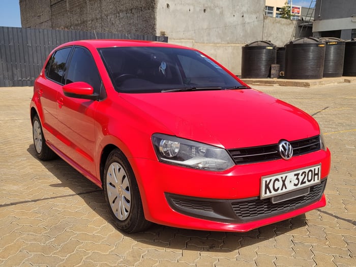 Volkswagen Polo  (2012) Exterior image