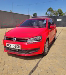 Volkswagen  (2012) exterior image - Hatchback