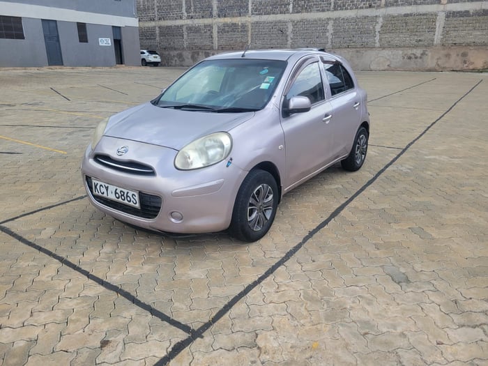 Nissan March  (2012) Exterior image