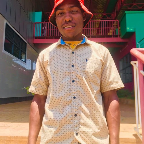Willy Mo - Malawi artist on MalawiSongs