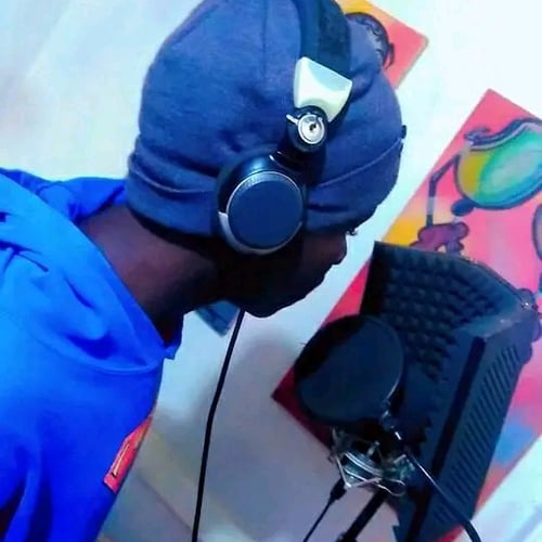 ROYAH YOUNG - Malawi artist on MalawiSongs
