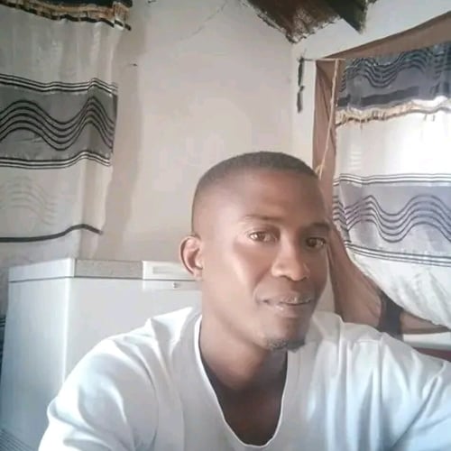 Sample C Mw - Malawi artist on MalawiSongs