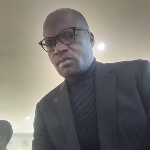 Ackim Mwale - Malawi artist on MalawiSongs