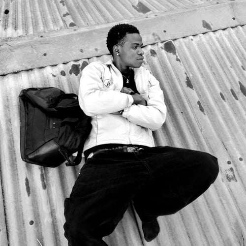 21J - Malawi artist on MalawiSongs