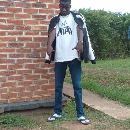 Cobra Mw - Malawi artist on MalawiSongs