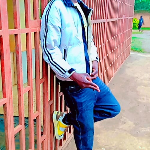Nyoze Mw - Malawi artist on MalawiSongs
