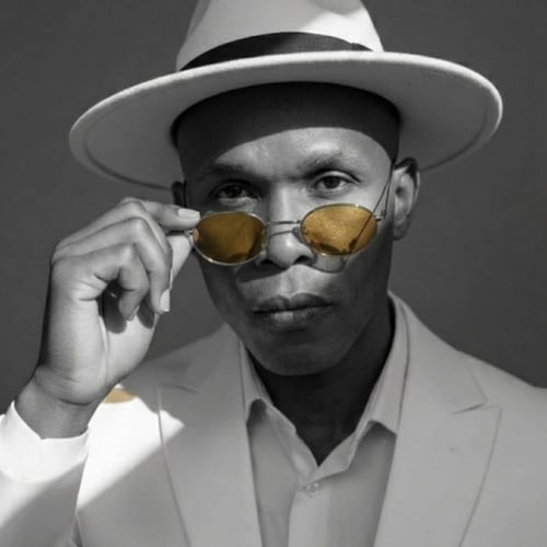 Zion Phoka - Malawi artist on MalawiSongs