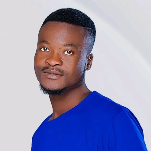 Obvi Eugene Mw - Malawi artist on MalawiSongs