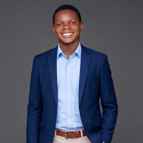 Cosmas Chizula - Malawi artist on MalawiSongs