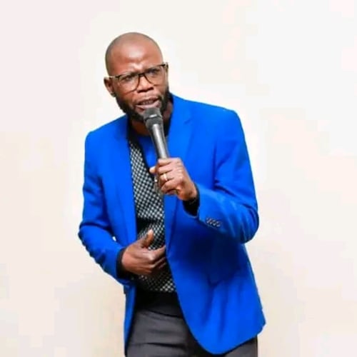 Psalmist Khazika - Malawi artist on MalawiSongs