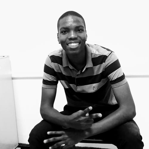 Calvin 1542 - Malawi artist on MalawiSongs
