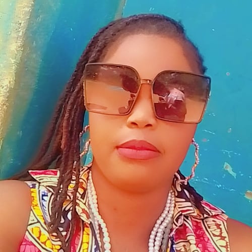 EMPRESS LUSWIRO - Malawi artist on MalawiSongs
