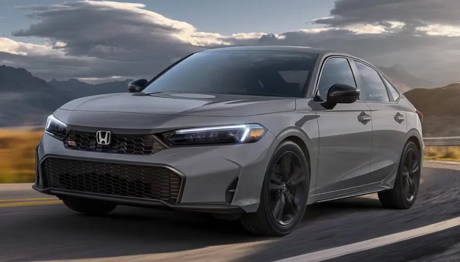 Real estate agent Honda Civic
