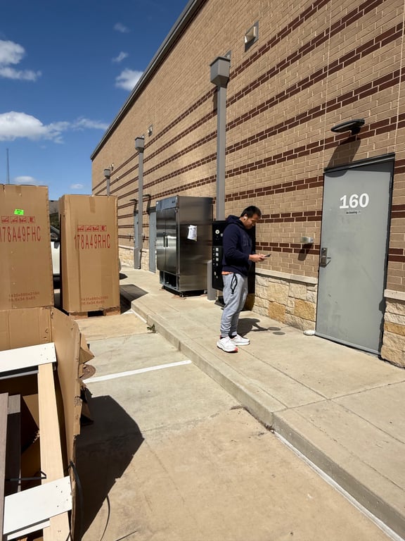 TL Moving Team Loading Truck