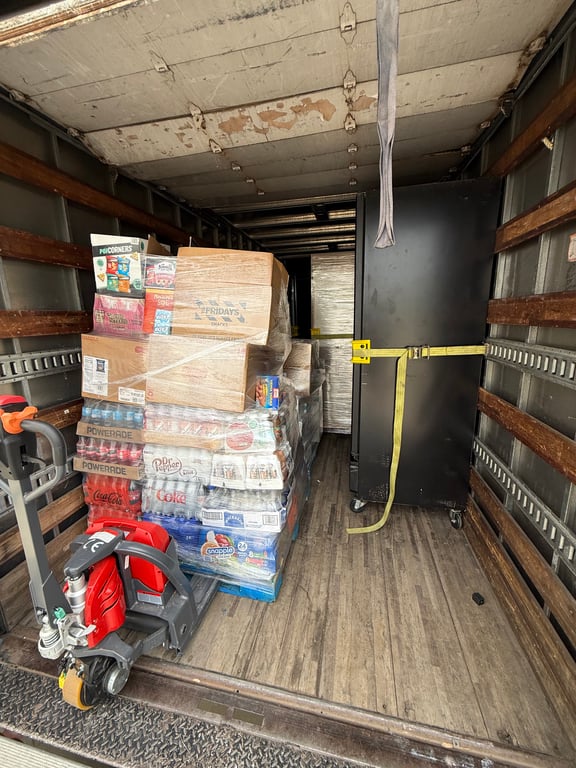 Moving Truck Interior Boxes Straps